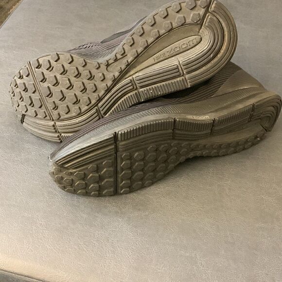 NIKE Zoom, running, men’s 11,  near new
